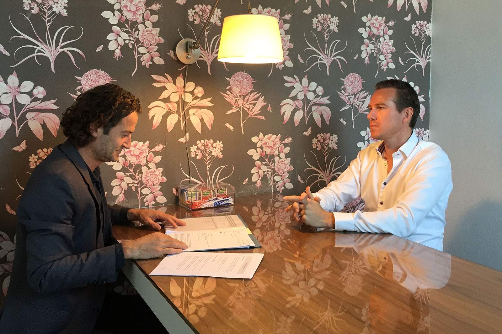 Mr. Erwin Crooy in de spreekruimte in Utrecht